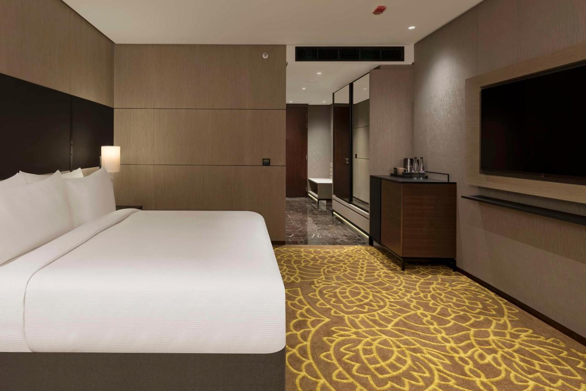 Hilton Bengaluru Embassy Manyata Business Park Hotel Eksteriør billede