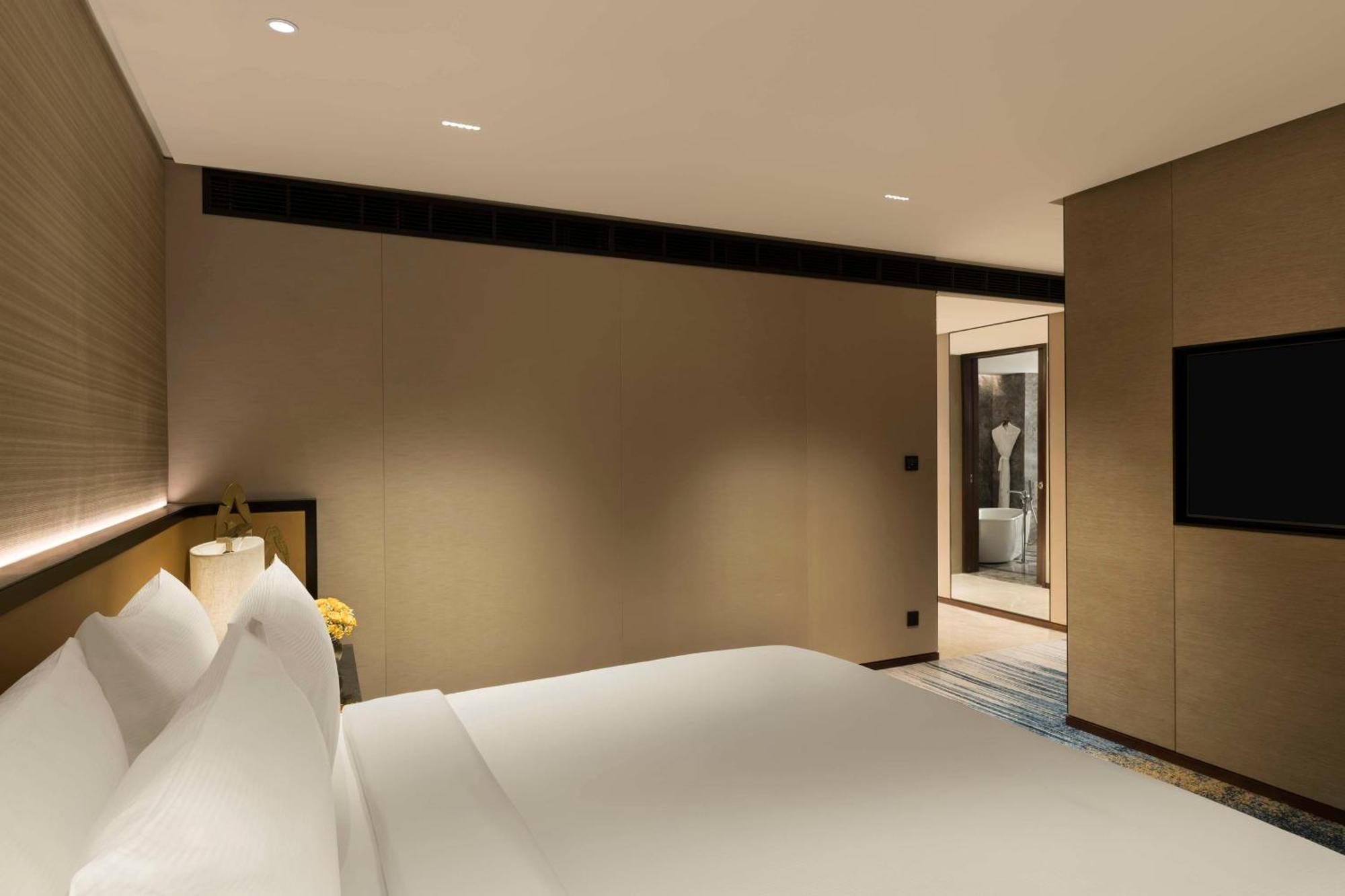Hilton Bengaluru Embassy Manyata Business Park Hotel Eksteriør billede